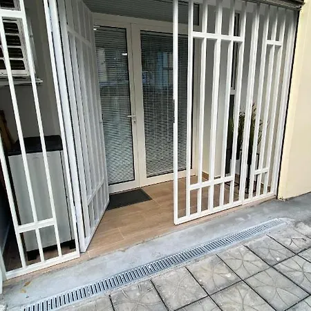 Appartement Kosta's Tirana